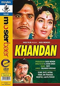 Khandan (1965)