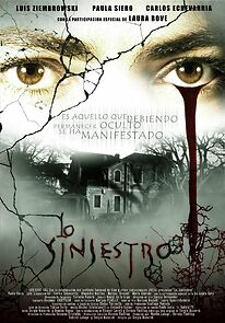 Lo siniestro (2011)