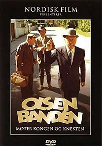 Olsen-banden møter kongen og knekten (1974)