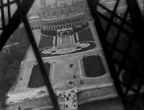 Panorama pendant l'ascension de la Tour Eiffel (1898)